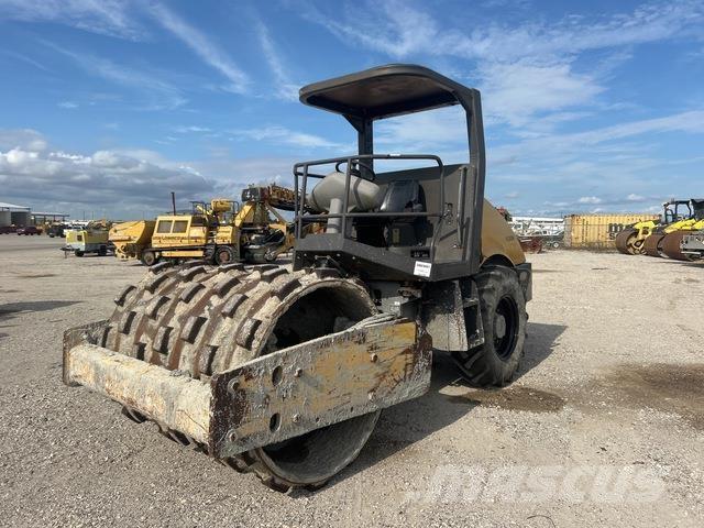 Volvo SD-70F مداحل أحادية الأسطوانة