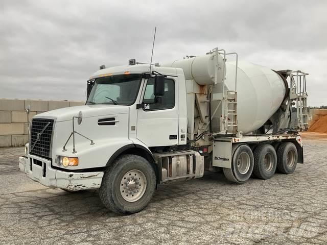 Volvo VHD شاحنات أخرى