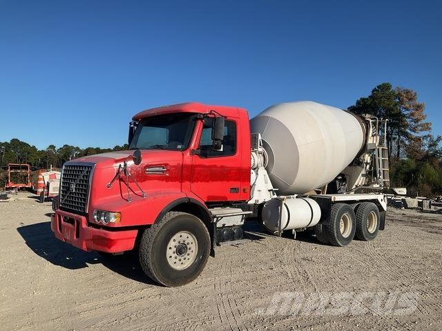 Volvo VHD شاحنات أخرى