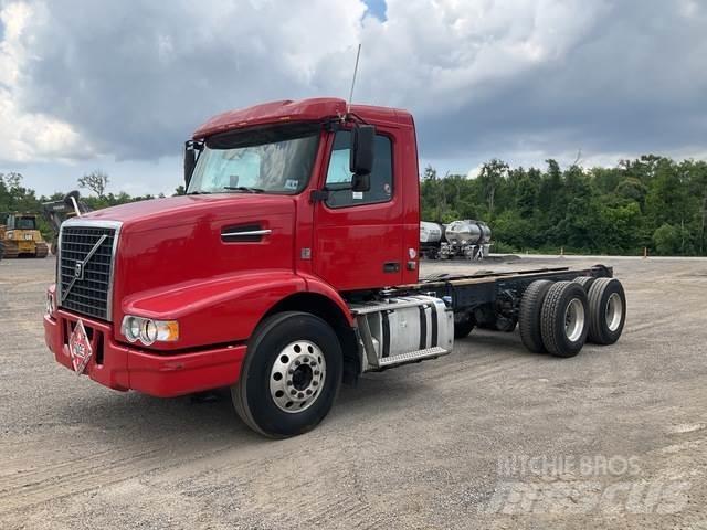 Volvo VHD64B كابينة والداخلية