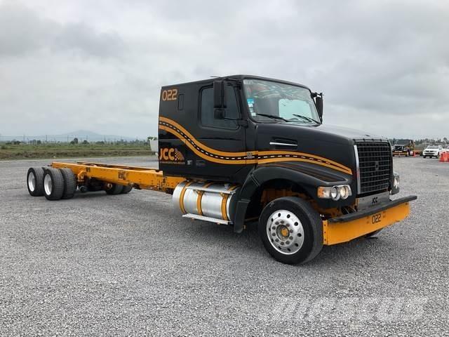 Volvo VHD64F كابينة والداخلية