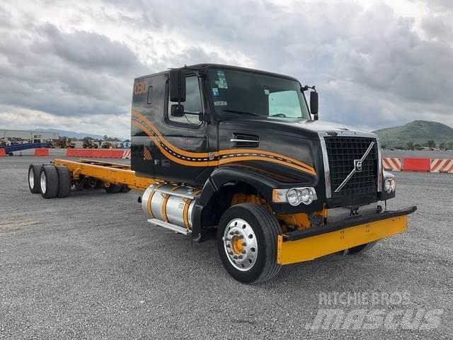 Volvo VHD64F كابينة والداخلية
