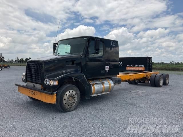 Volvo VHD64F كابينة والداخلية