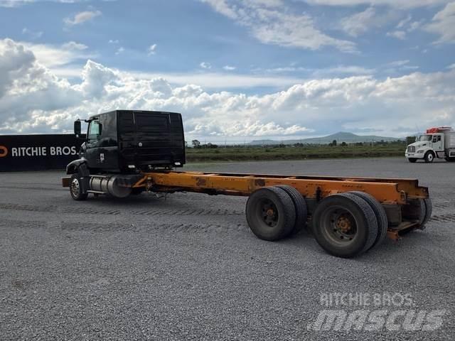 Volvo VHD64F كابينة والداخلية