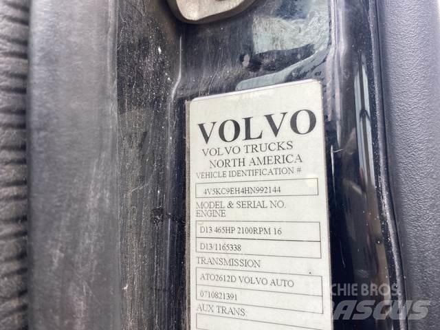 Volvo VHD64F كابينة والداخلية