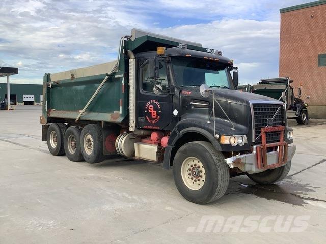 Volvo VHD84F شاحنات قلابة