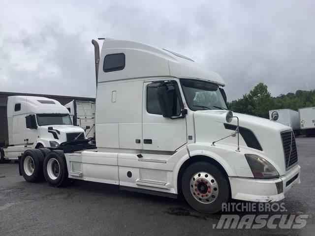 Volvo VNL وحدات الجر