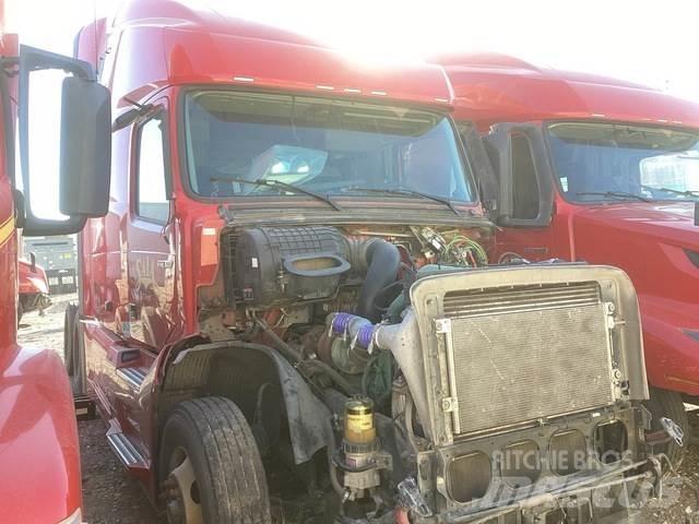 Volvo VNL وحدات الجر