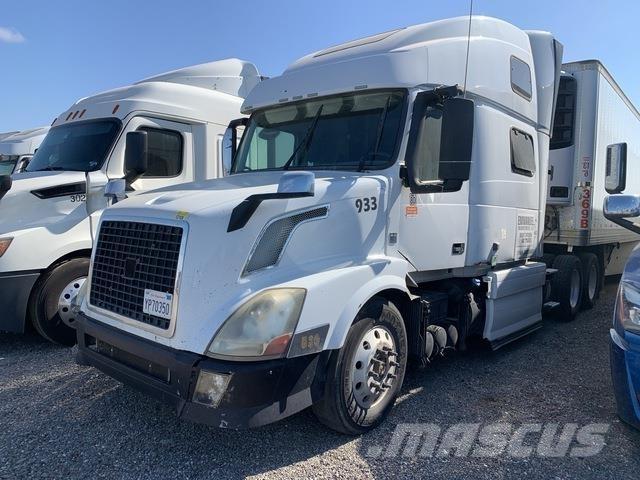 Volvo VNL وحدات الجر
