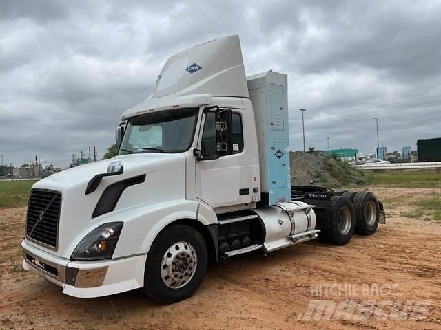 Volvo VNL وحدات الجر