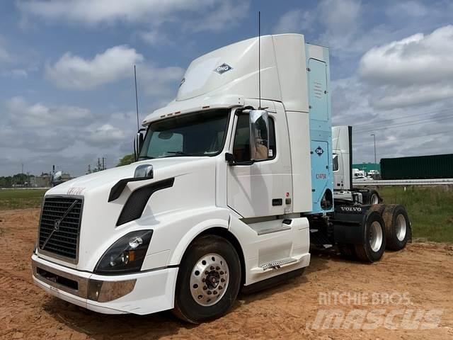 Volvo VNL وحدات الجر