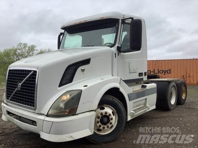 Volvo VNL وحدات الجر