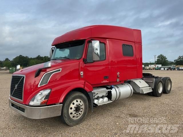 Volvo VNL وحدات الجر
