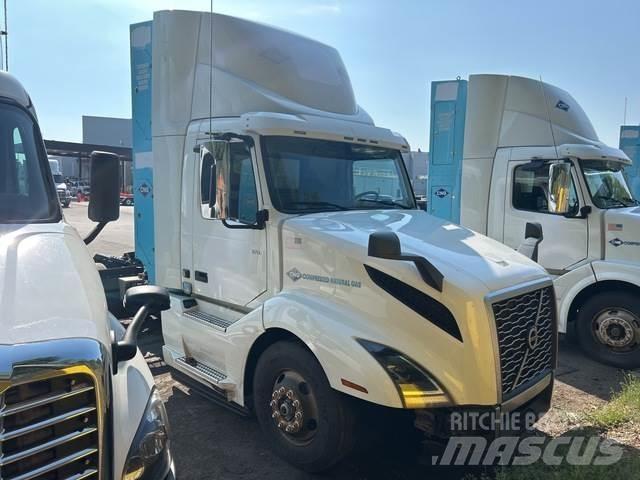 Volvo VNL وحدات الجر