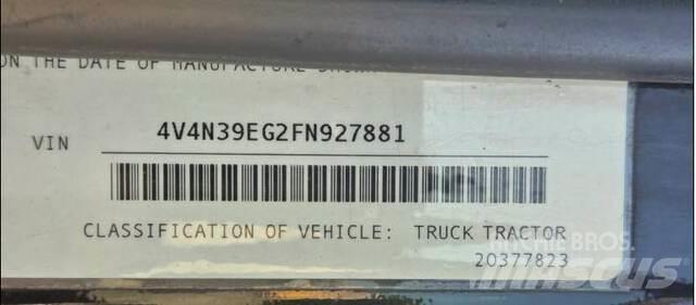 Volvo VNL وحدات الجر