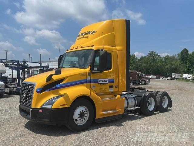 Volvo VNL وحدات الجر