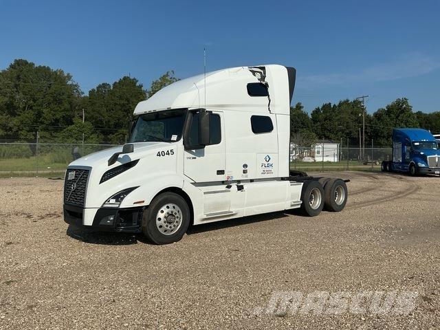 Volvo VNL وحدات الجر