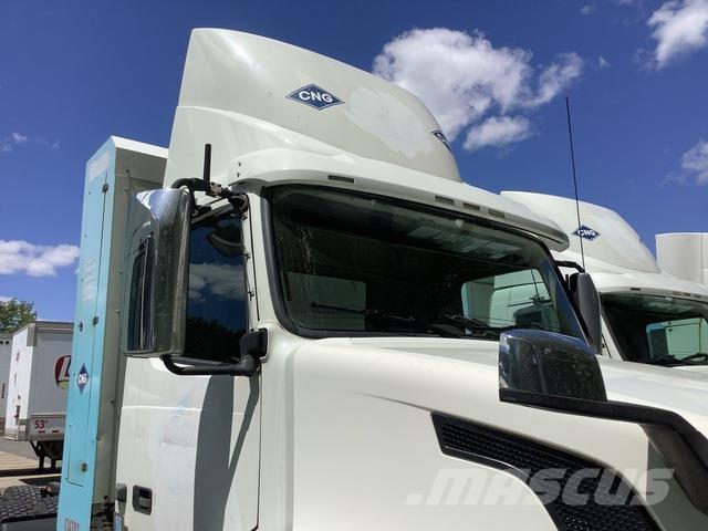 Volvo VNL وحدات الجر