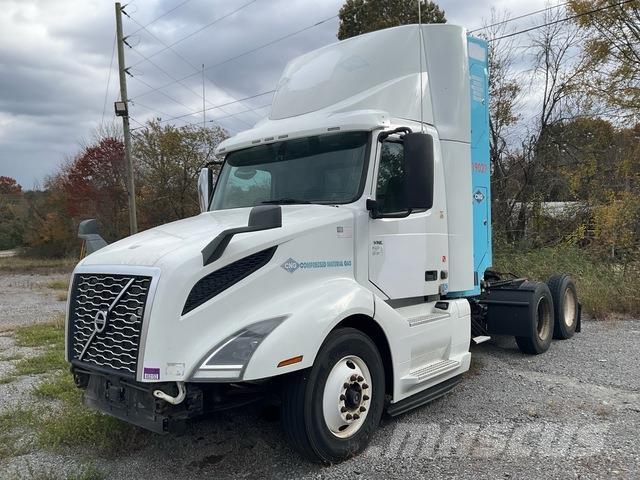 Volvo VNL وحدات الجر