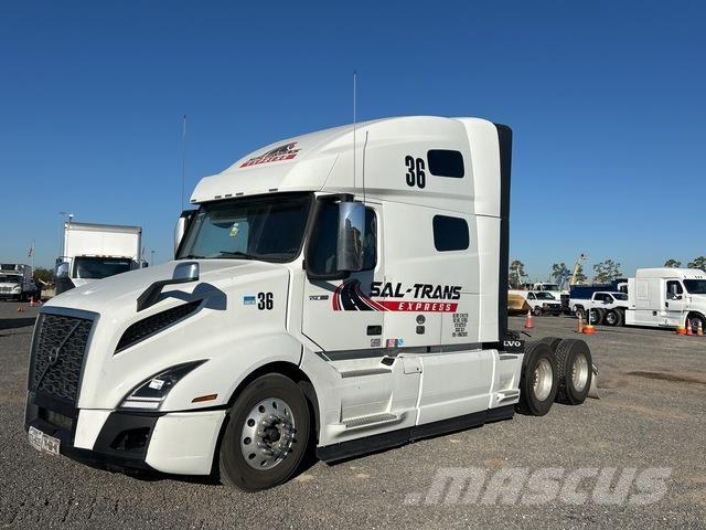 Volvo VNL وحدات الجر