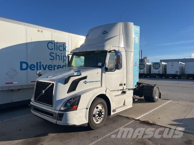 Volvo VNL وحدات الجر