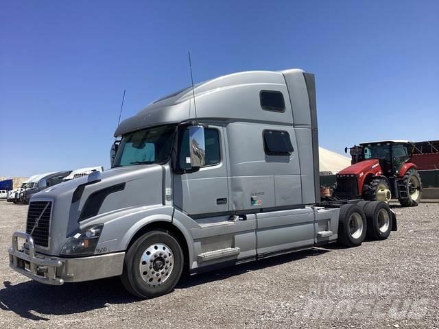 Volvo VNL64780 وحدات الجر