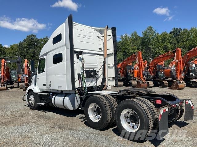 Volvo VNL760 وحدات الجر