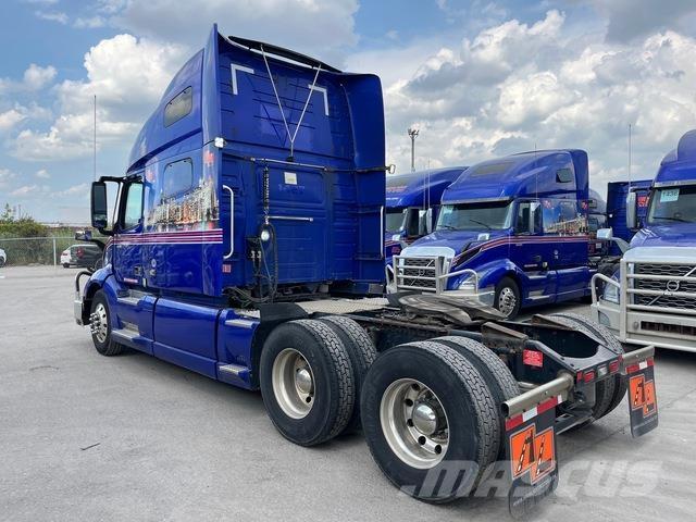 Volvo VNL760 وحدات الجر