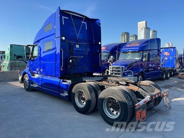 Volvo VNL760 وحدات الجر