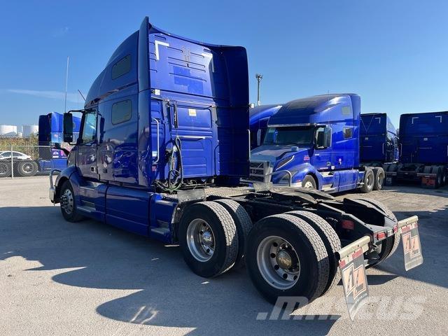 Volvo VNL760 وحدات الجر