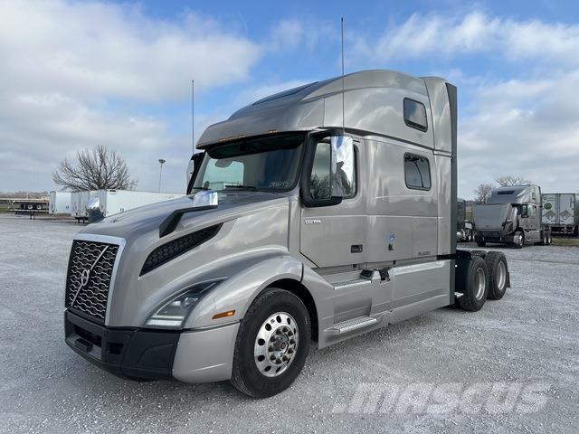 Volvo VNL860 وحدات الجر