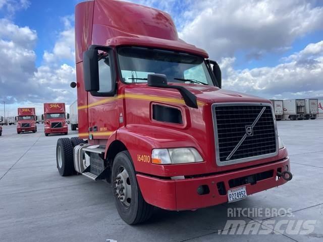 Volvo VNM وحدات الجر