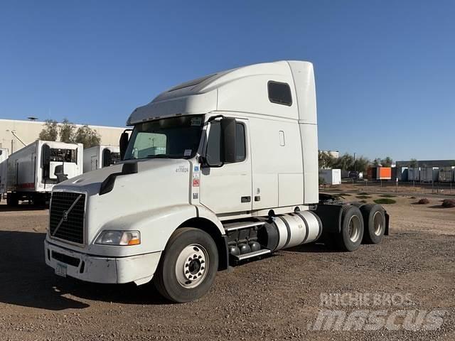 Volvo VNM وحدات الجر