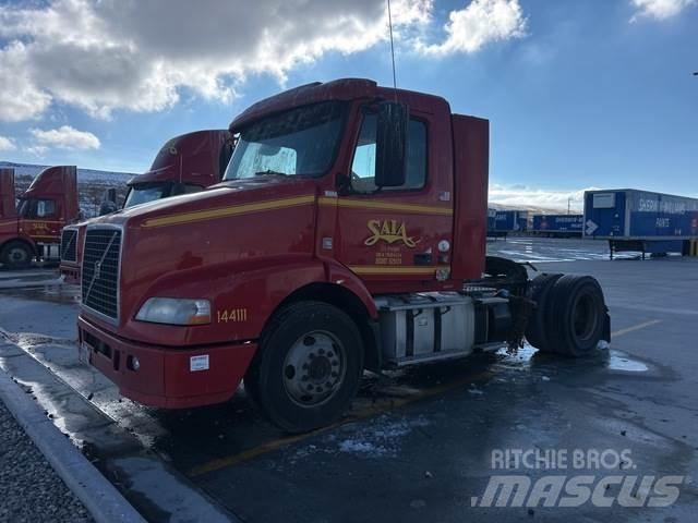 Volvo VNM وحدات الجر