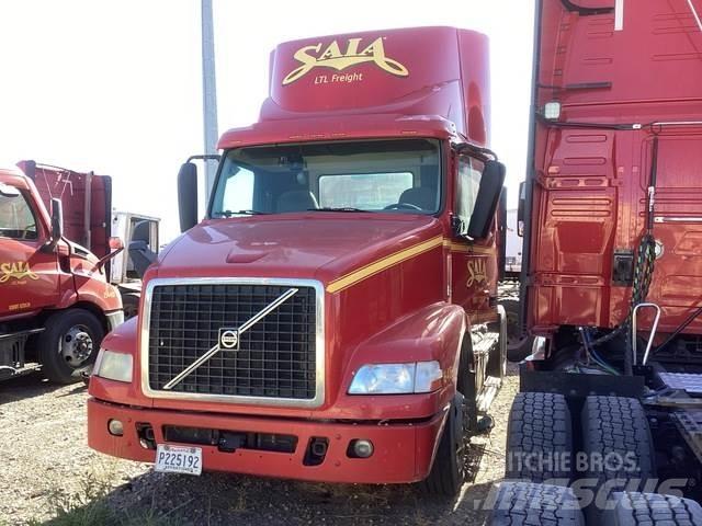 Volvo VNM وحدات الجر