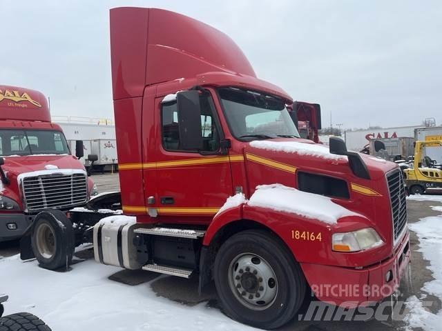 Volvo VNM وحدات الجر