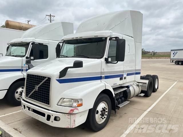 Volvo VNM وحدات الجر