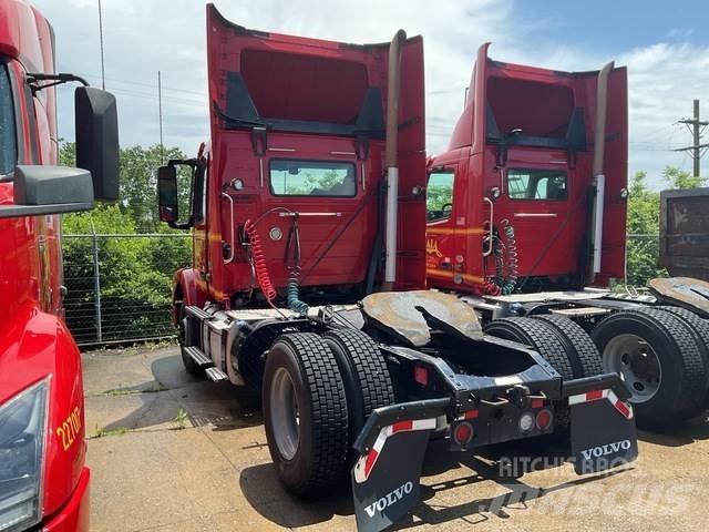 Volvo VNM وحدات الجر