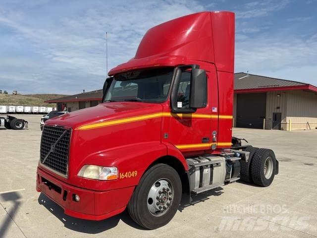 Volvo VNM وحدات الجر