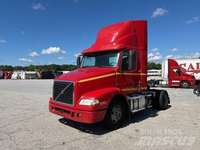 Volvo VNM وحدات الجر