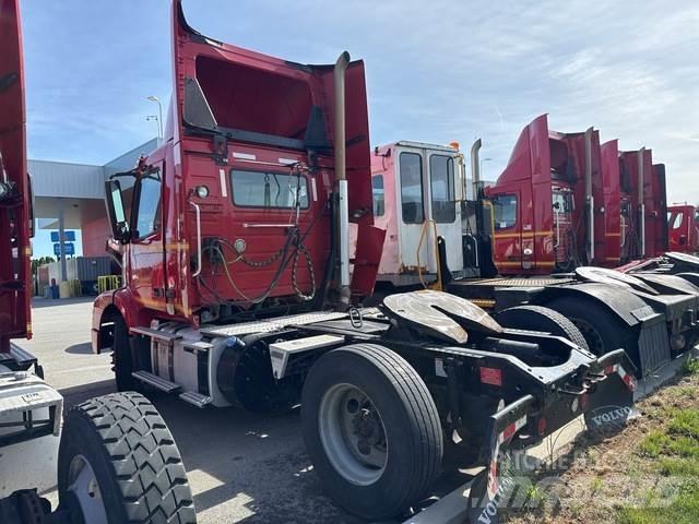 Volvo VNM وحدات الجر