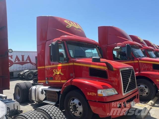 Volvo VNM وحدات الجر