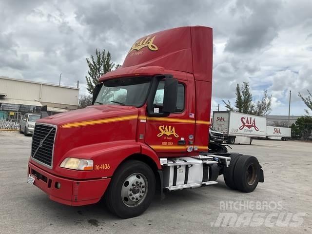 Volvo VNM وحدات الجر