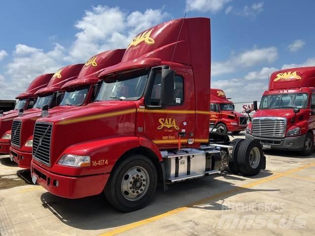 Volvo VNM وحدات الجر