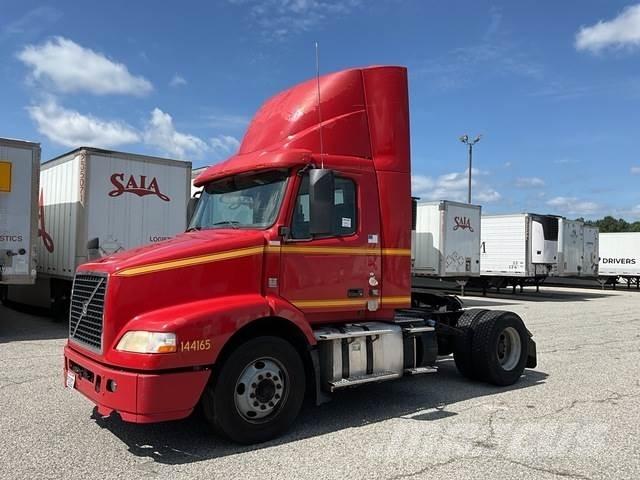 Volvo VNM وحدات الجر