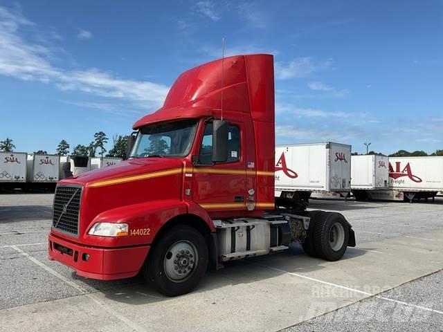 Volvo VNM وحدات الجر