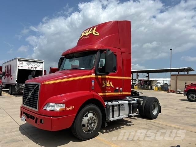 Volvo VNM وحدات الجر