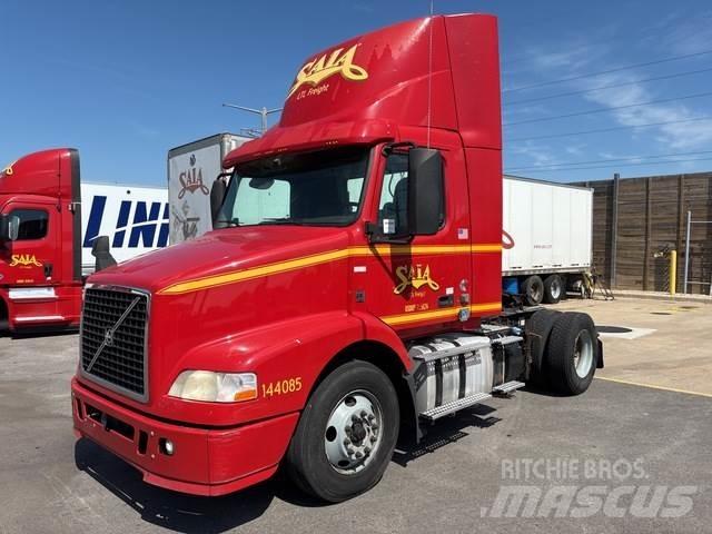 Volvo VNM وحدات الجر