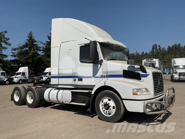 Volvo VNM وحدات الجر