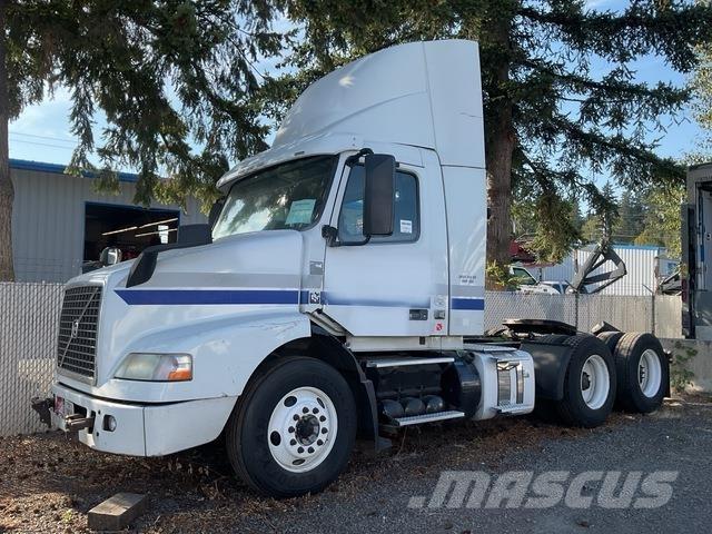 Volvo VNM وحدات الجر